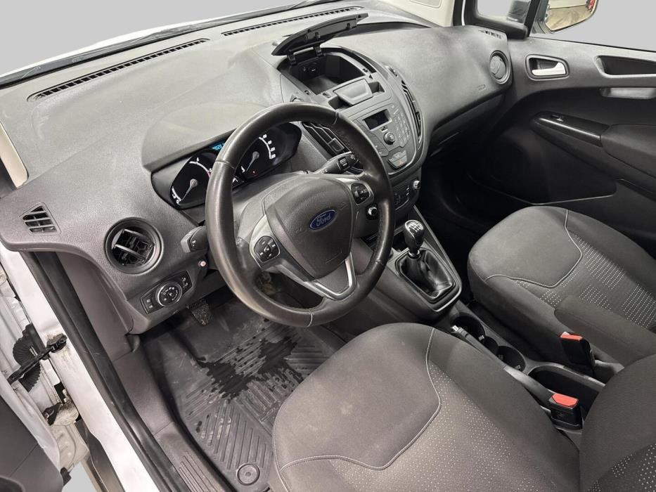 FORD TRANSIT COURIER 2023