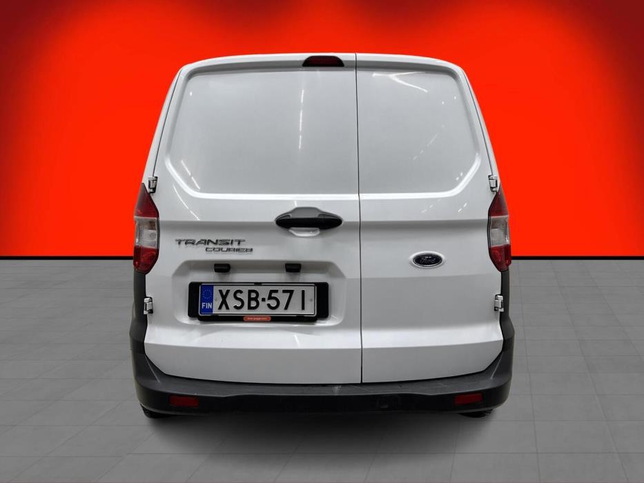 FORD TRANSIT COURIER 2023