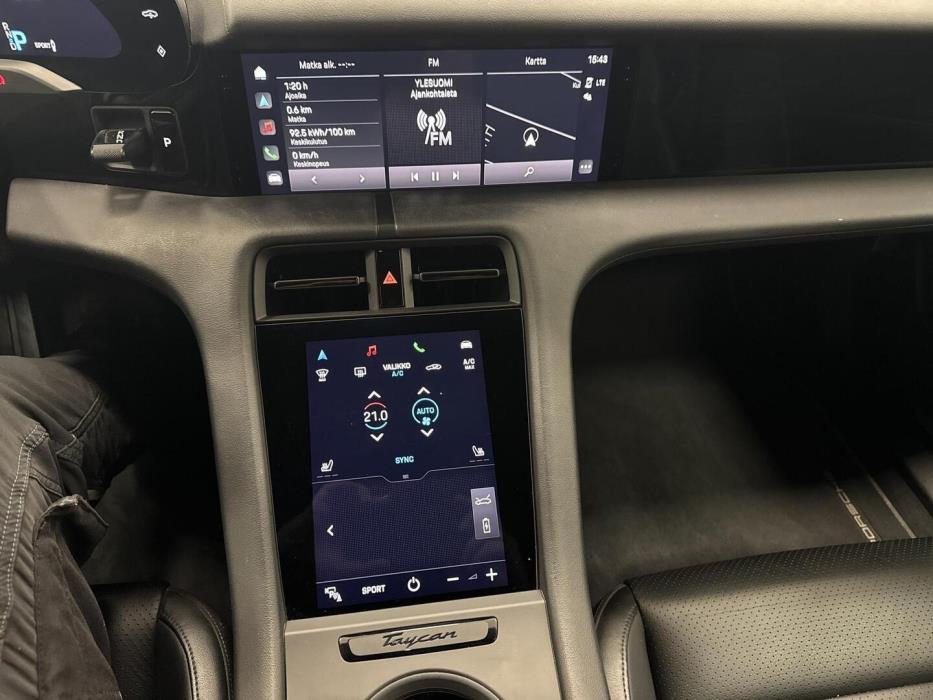 PORSCHE Taycan 2020