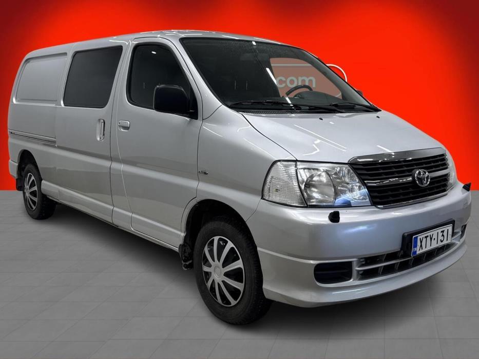 TOYOTA HIACE 2011
