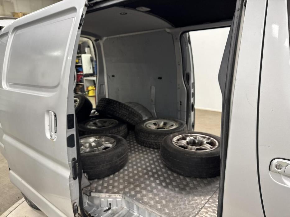 TOYOTA Hiace 2007
