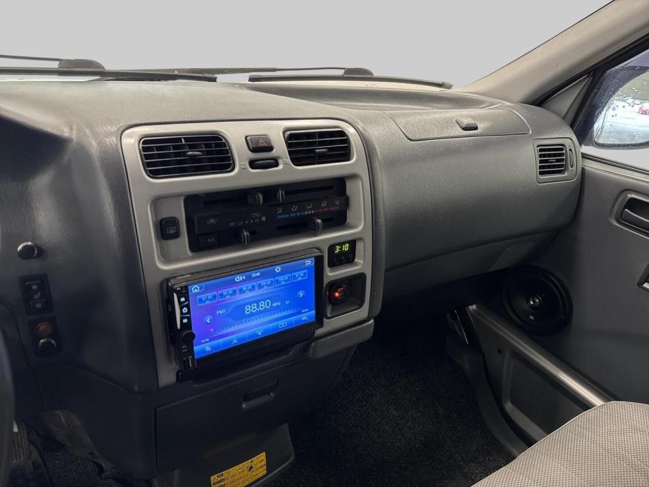 TOYOTA Hiace 2007