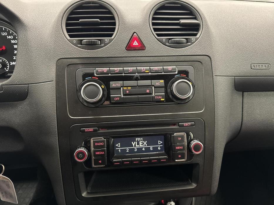 VOLKSWAGEN Caddy 2012