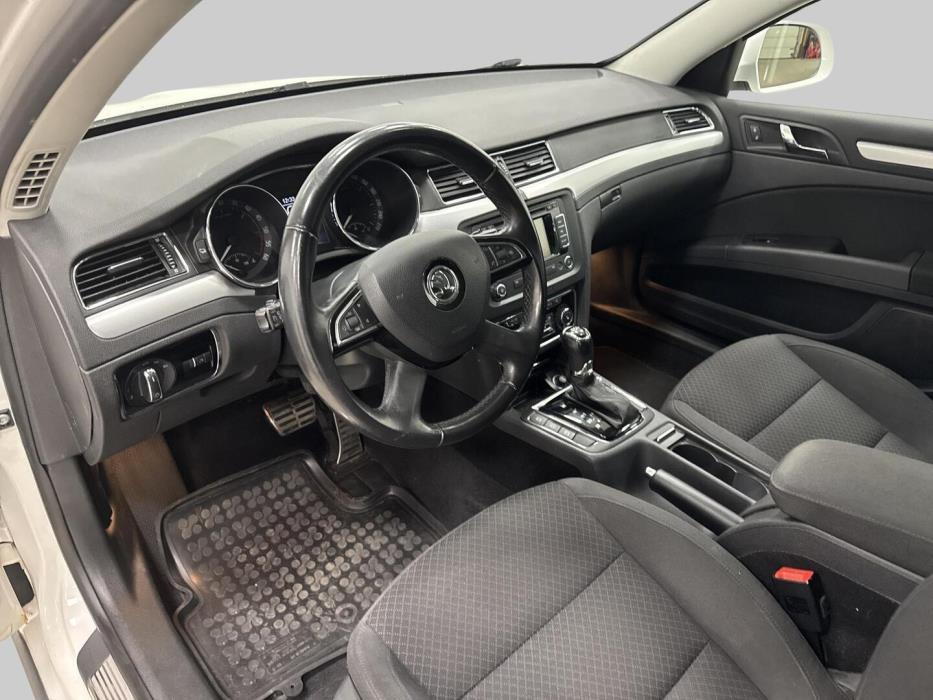 SKODA Superb 2014