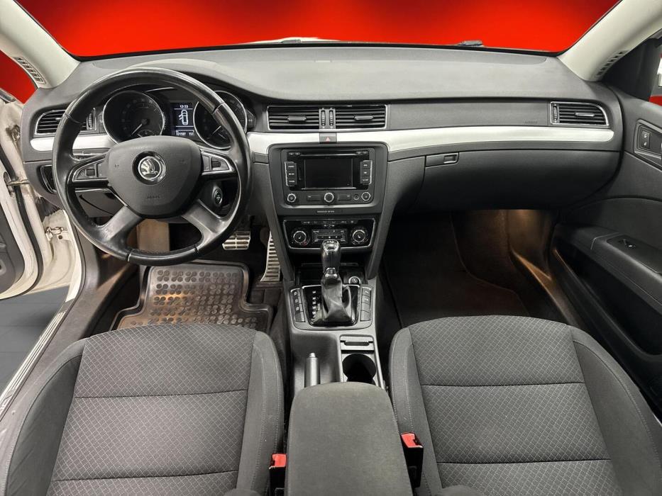 SKODA Superb 2014