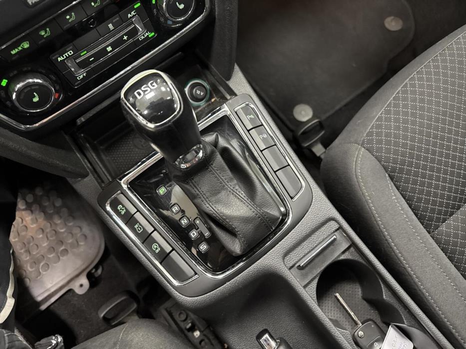 SKODA Superb 2014