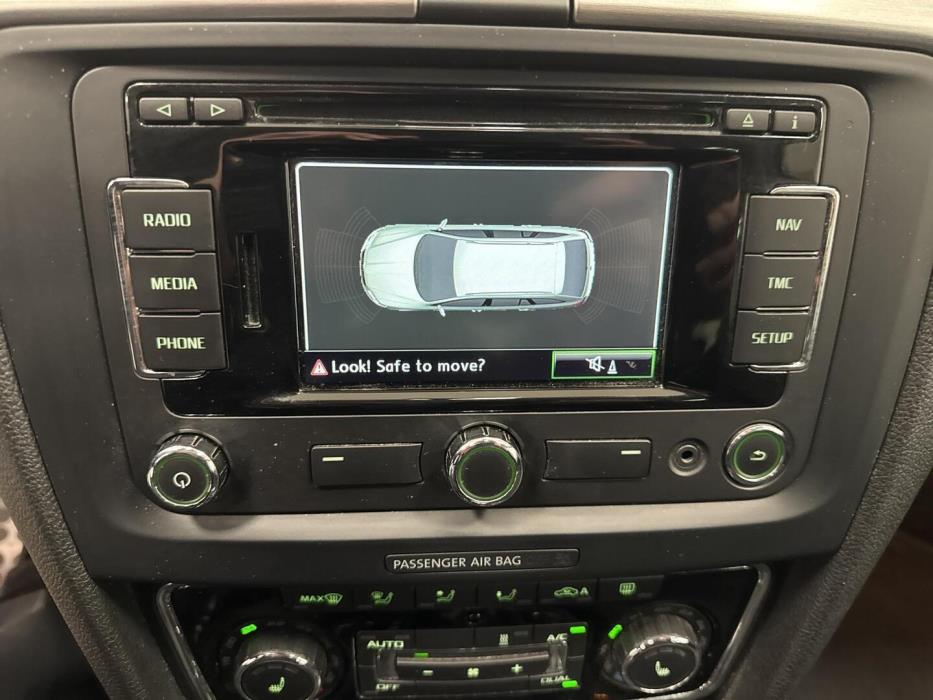 SKODA Superb 2014