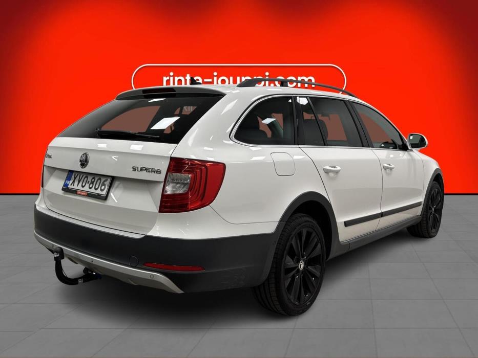 SKODA Superb 2014