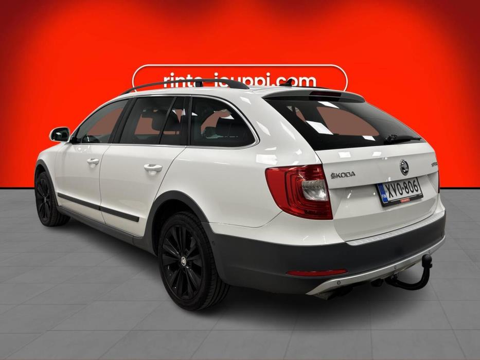 SKODA Superb 2014