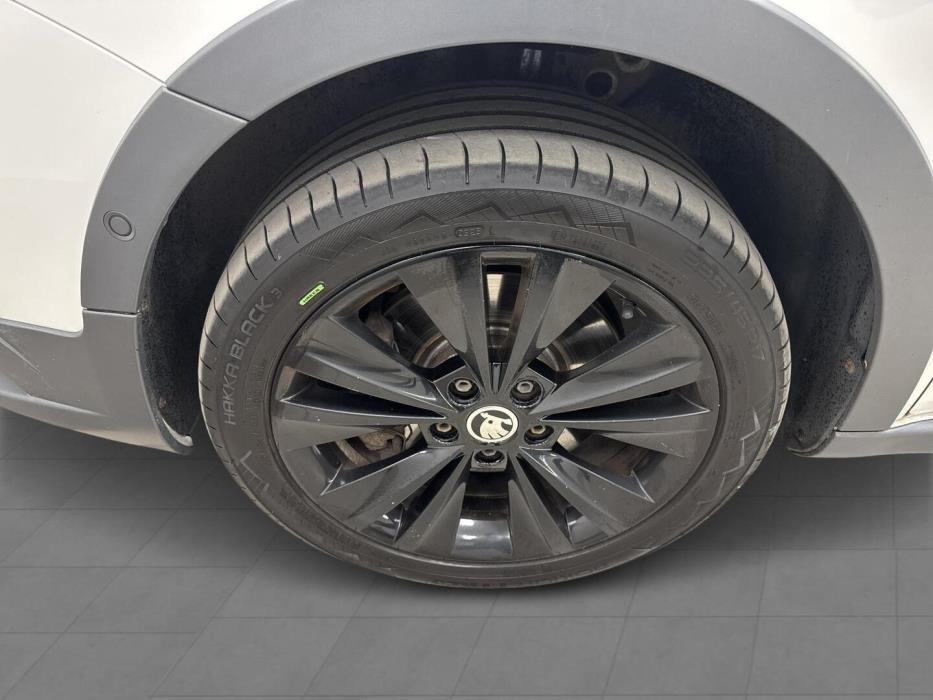 SKODA Superb 2014