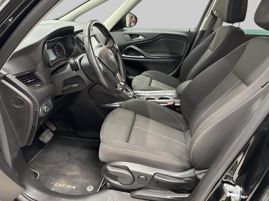 OPEL Zafira 2019