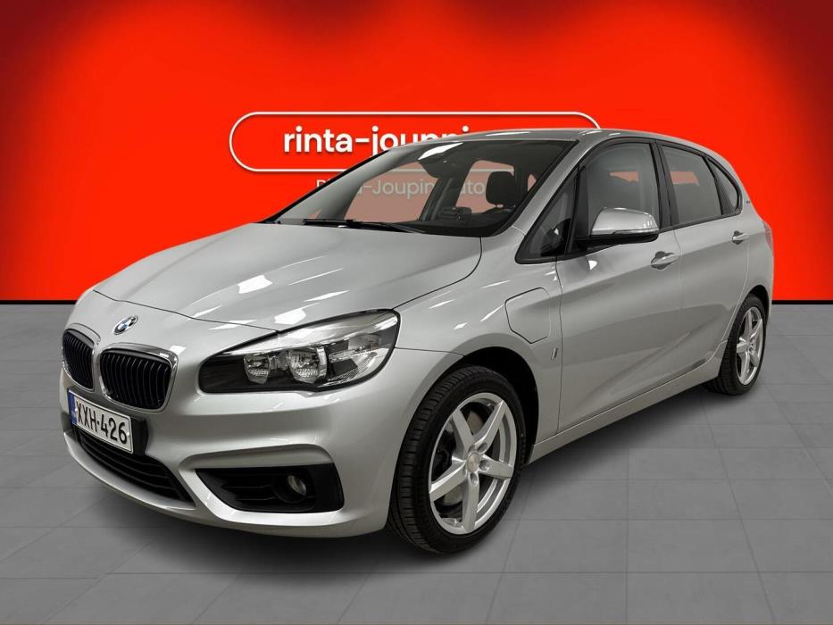 BMW 225 2017
