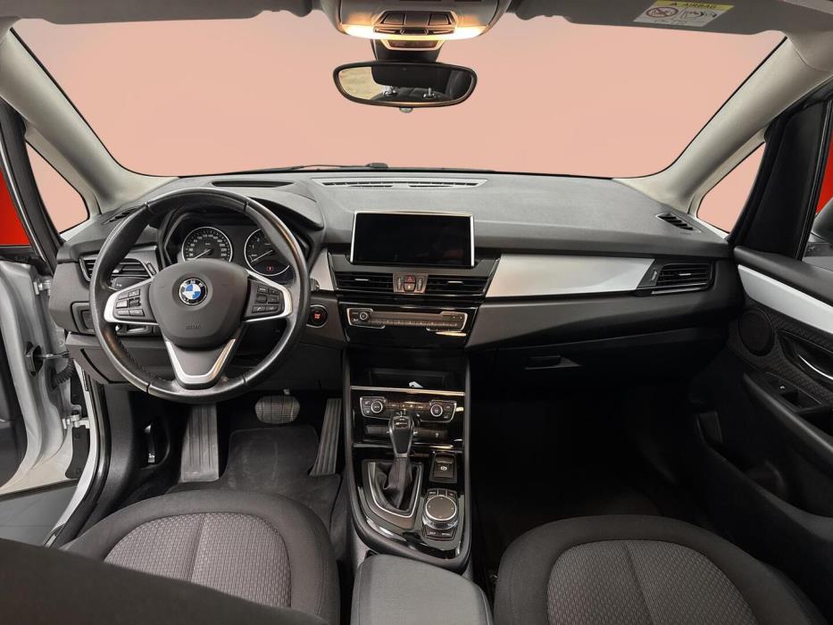 BMW 225 2017