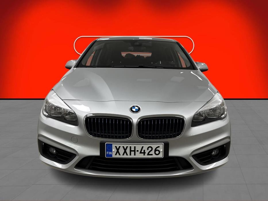 BMW 225 2017