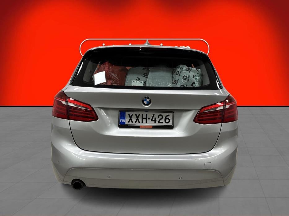 BMW 225 2017