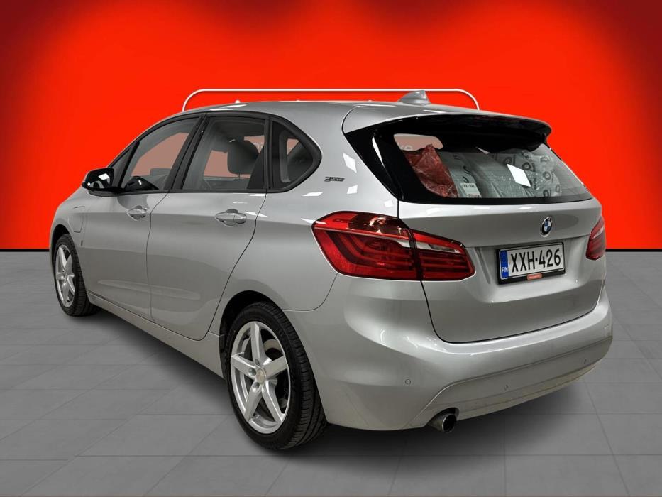 BMW 225 2017