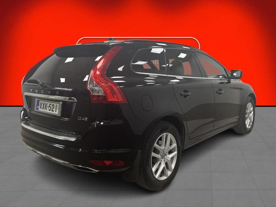 VOLVO XC60 2017