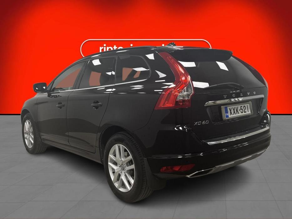VOLVO XC60 2017
