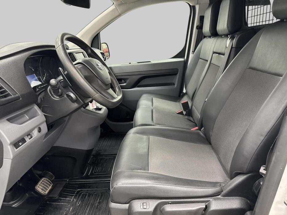 TOYOTA Proace 2021