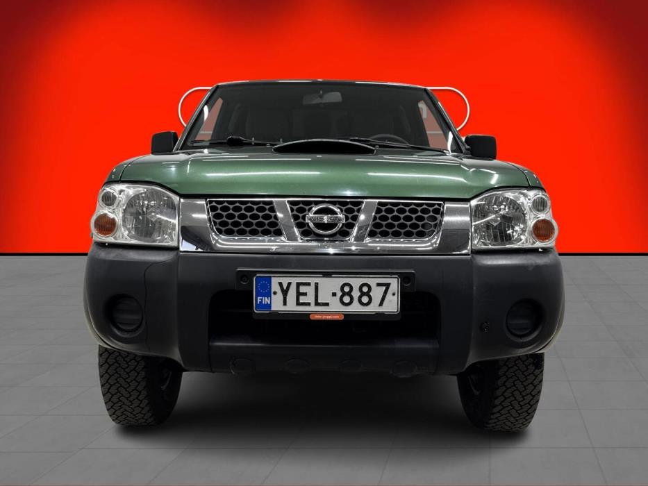 NISSAN King Cab 2002