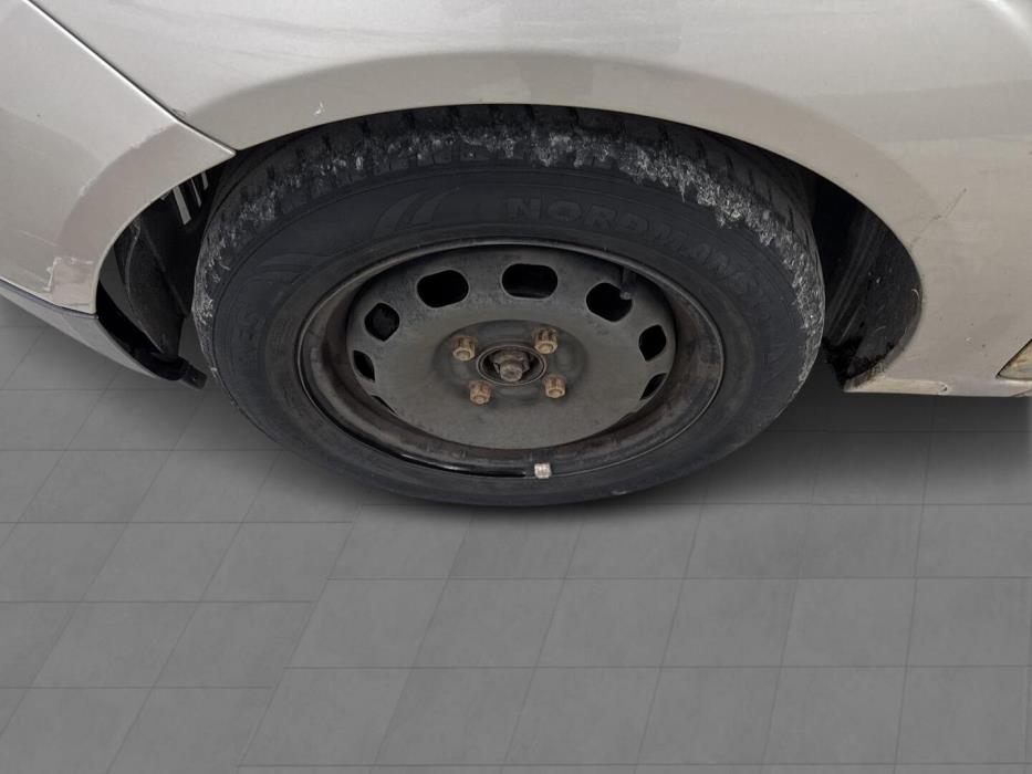 FORD Fiesta 2004
