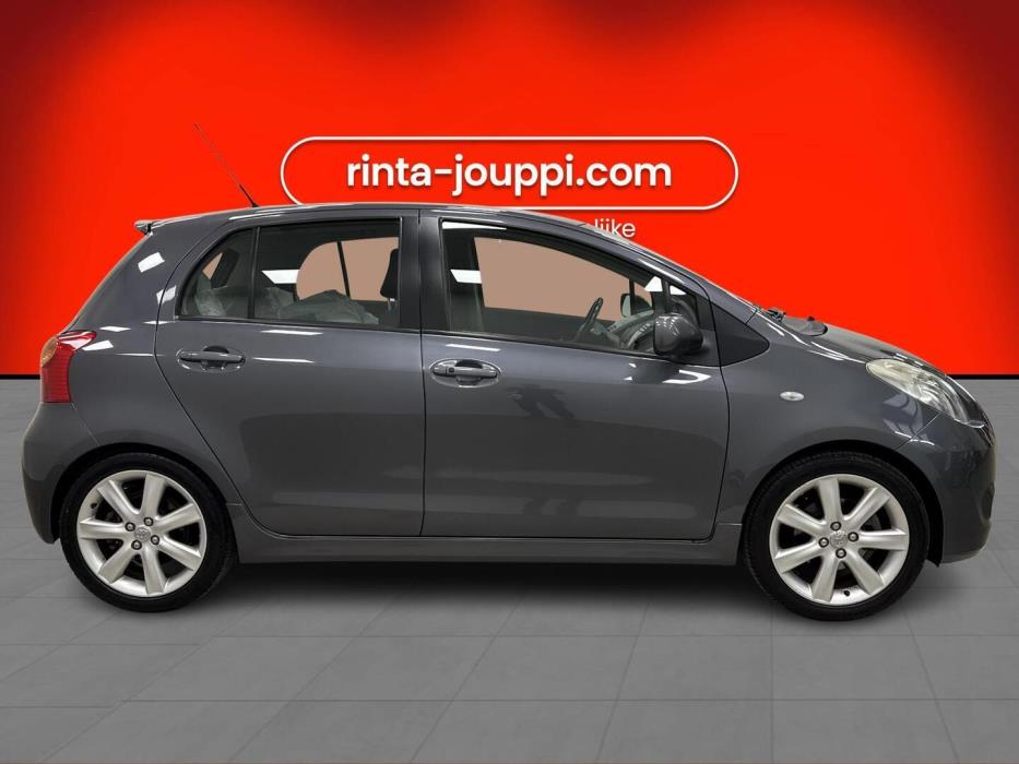 TOYOTA Yaris 2007