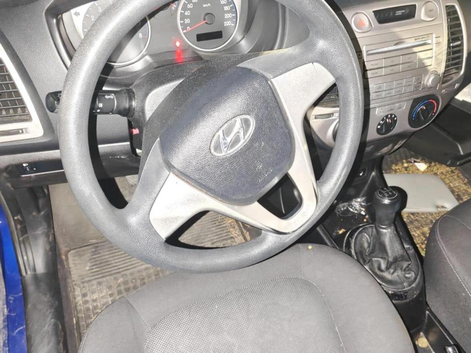 HYUNDAI i20 2011