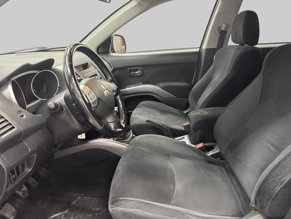 MITSUBISHI Outlander 2008