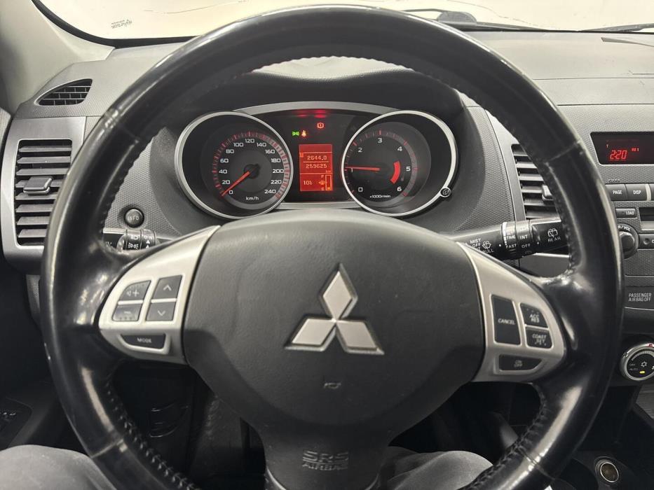 MITSUBISHI Outlander 2008