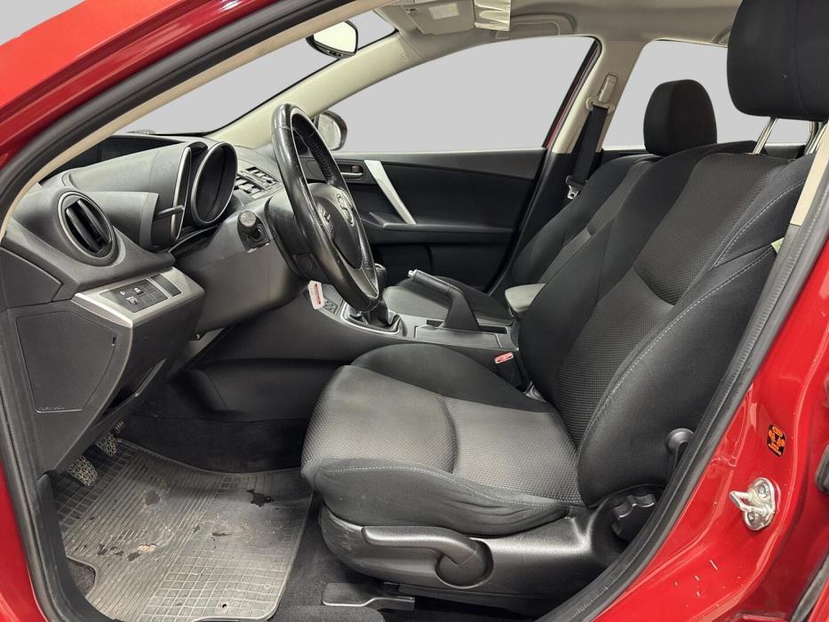 MAZDA Mazda3 2011