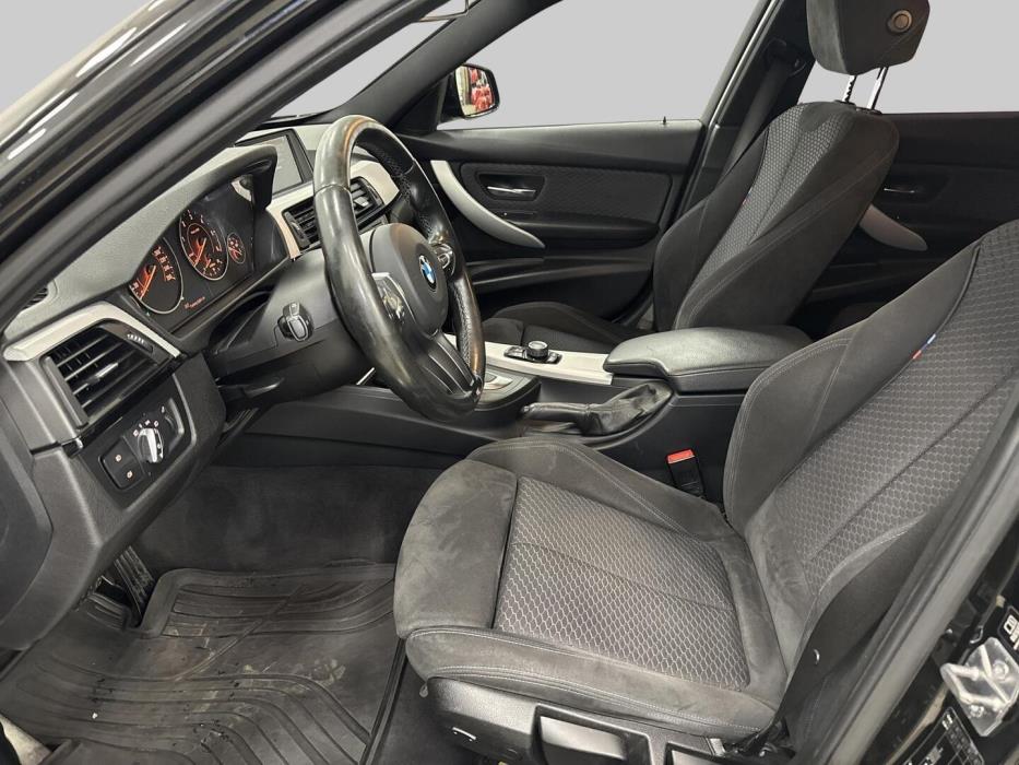 BMW 318 2014