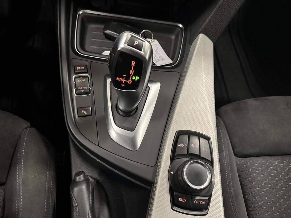 BMW 318 2014