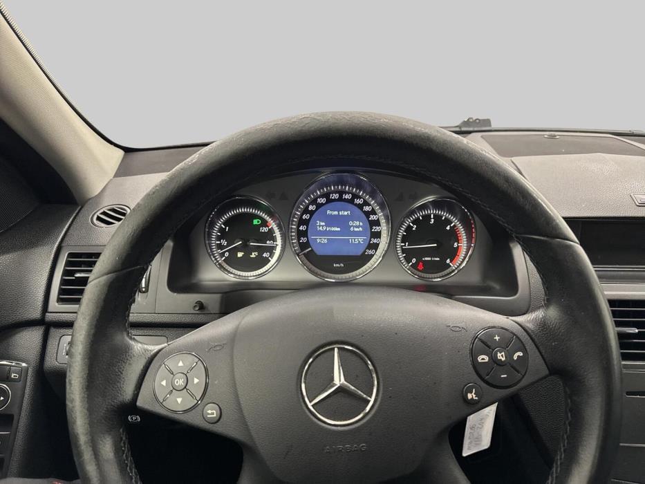 MERCEDES-BENZ C 2009