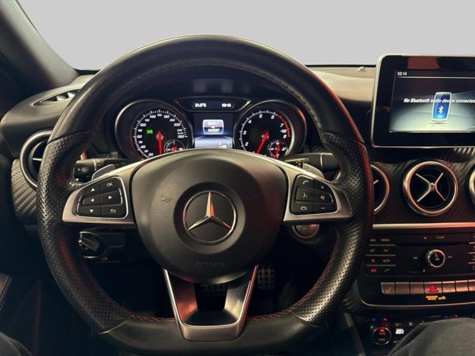 MERCEDES-BENZ A 2017