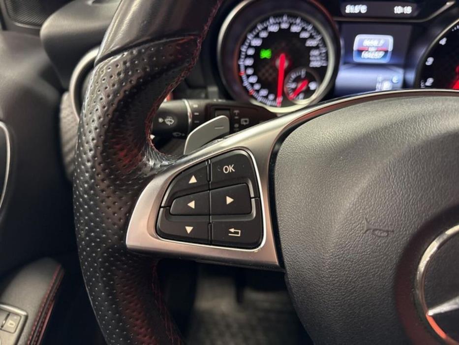 MERCEDES-BENZ A 2017