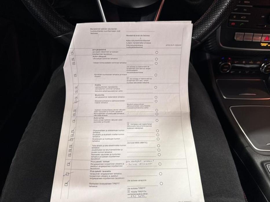 MERCEDES-BENZ A 2017