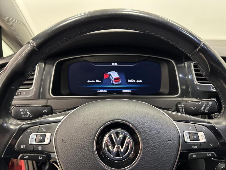 VOLKSWAGEN Golf 2020