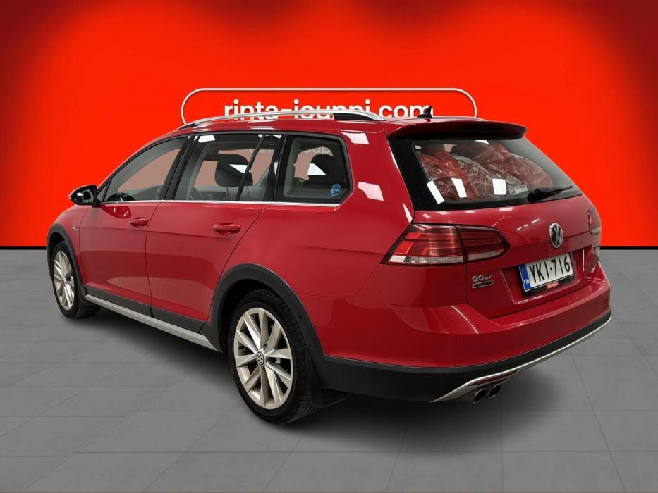 VOLKSWAGEN Golf 2020