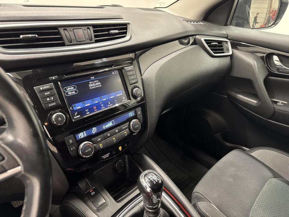 NISSAN Qashqai 2020