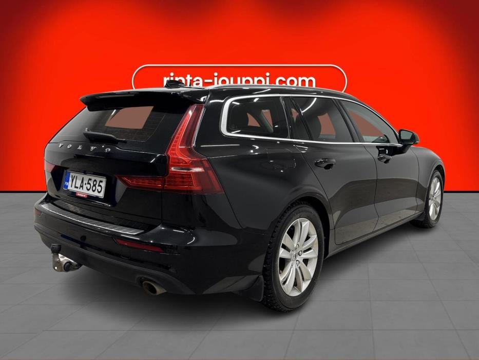 VOLVO V60 2019