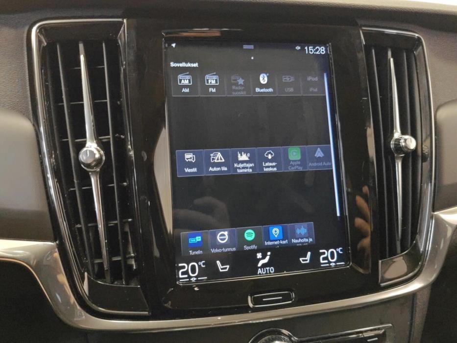 VOLVO V90 Cross Country 2018
