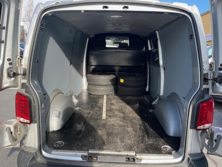 VOLKSWAGEN Transporter 2022