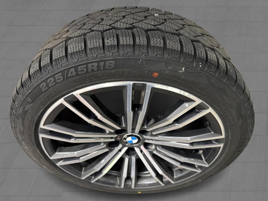 BMW 330 2020