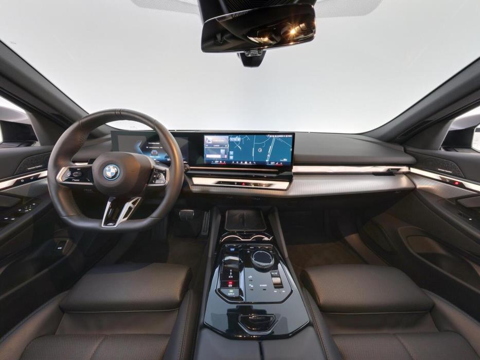 BMW I5 2025