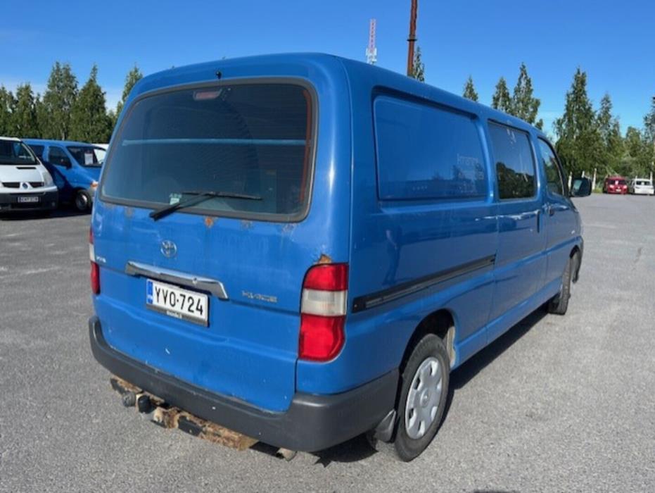 TOYOTA Hiace 2010