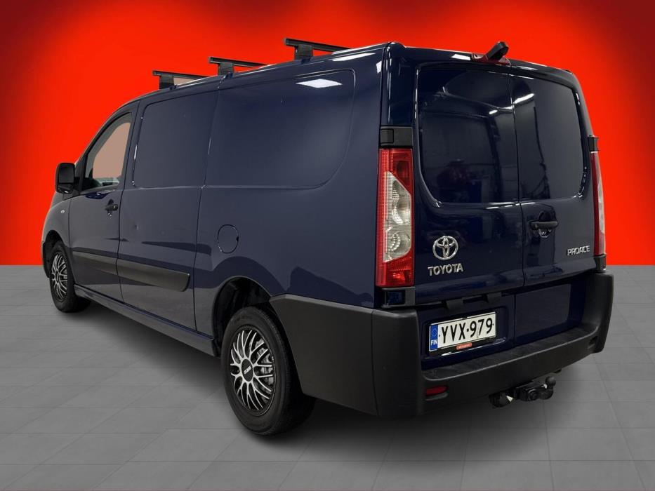 TOYOTA Proace 2014