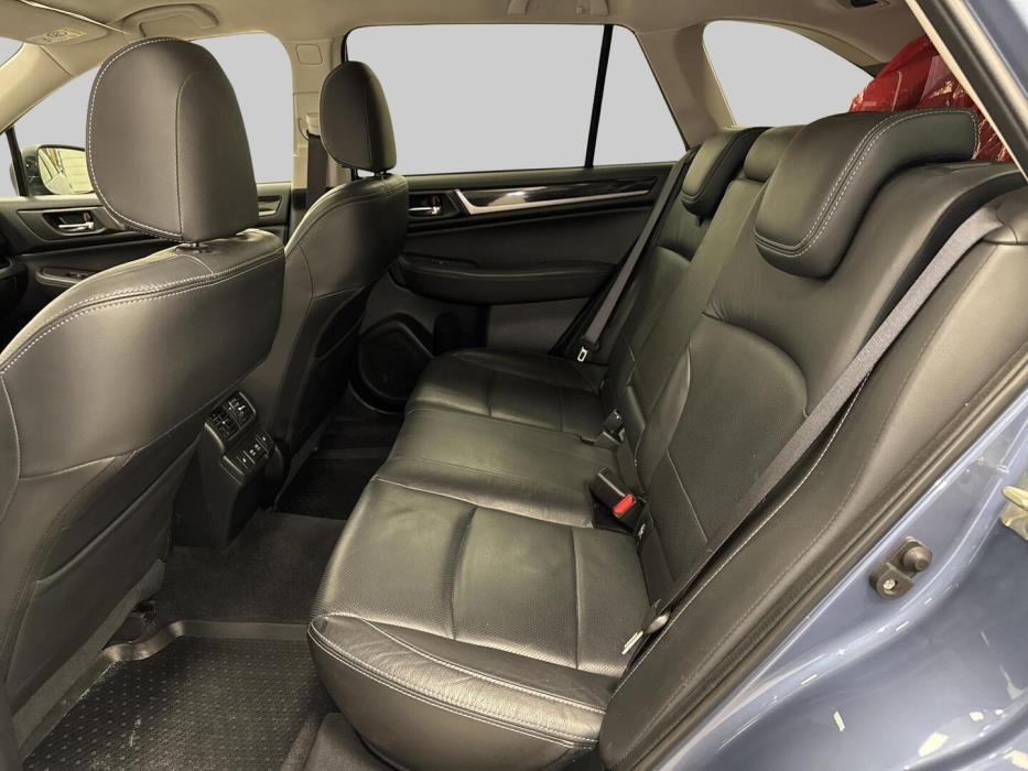 SUBARU Outback 2020