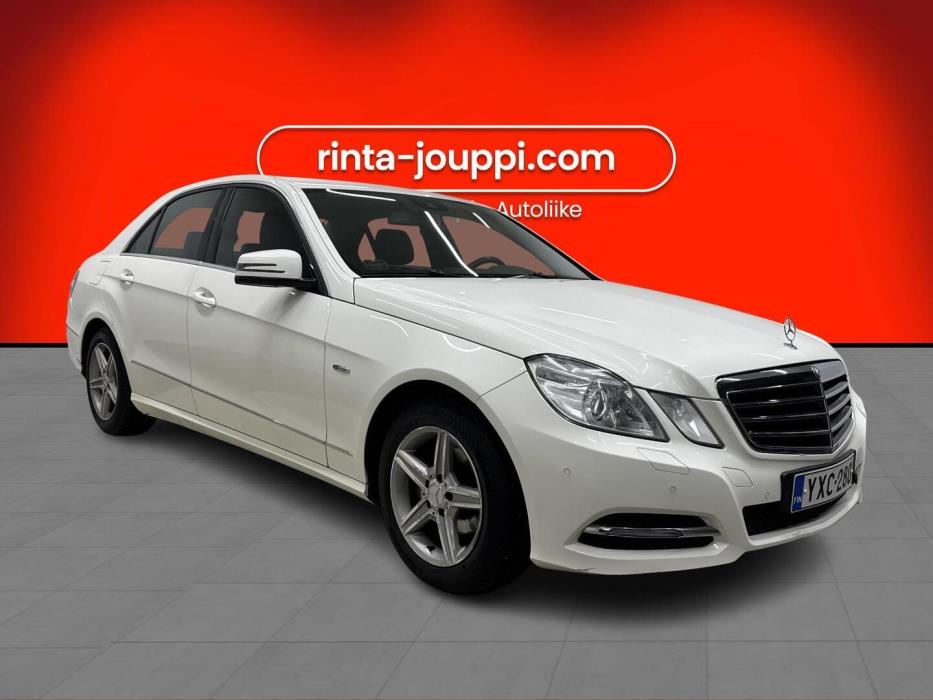 MERCEDES-BENZ E 2012
