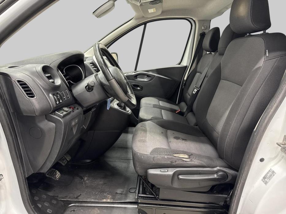 RENAULT Trafic 2021