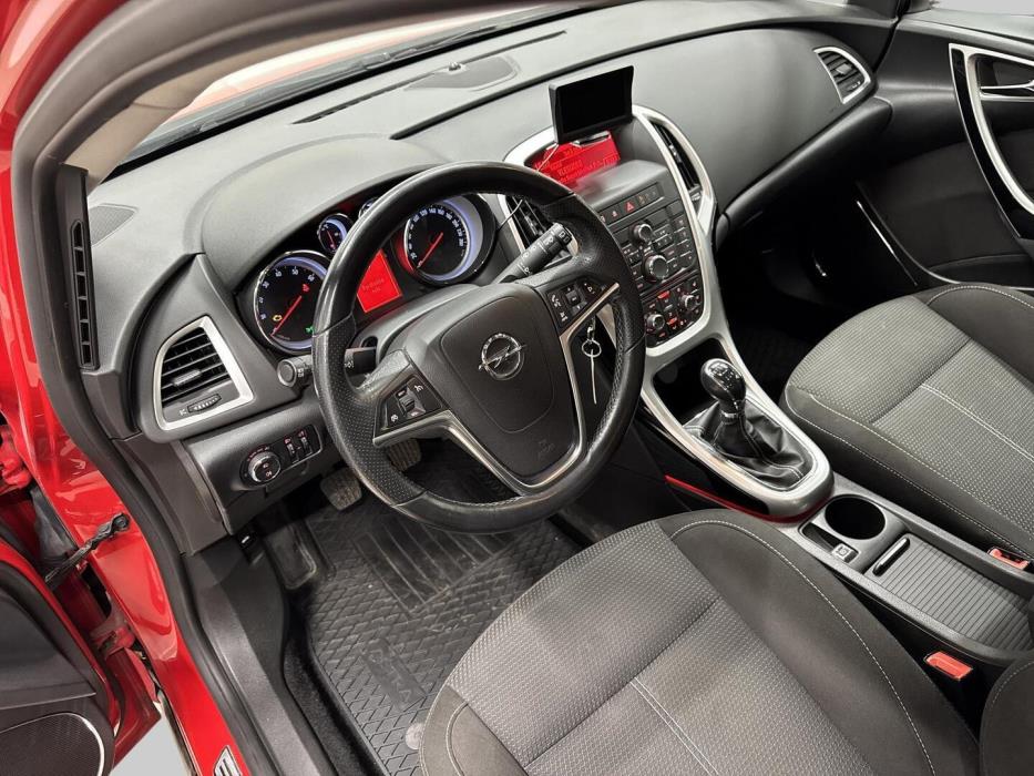 OPEL Astra 2010